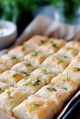 Najlepsza Focaccia - aromatyczny chlebek z chrupiącą skórką