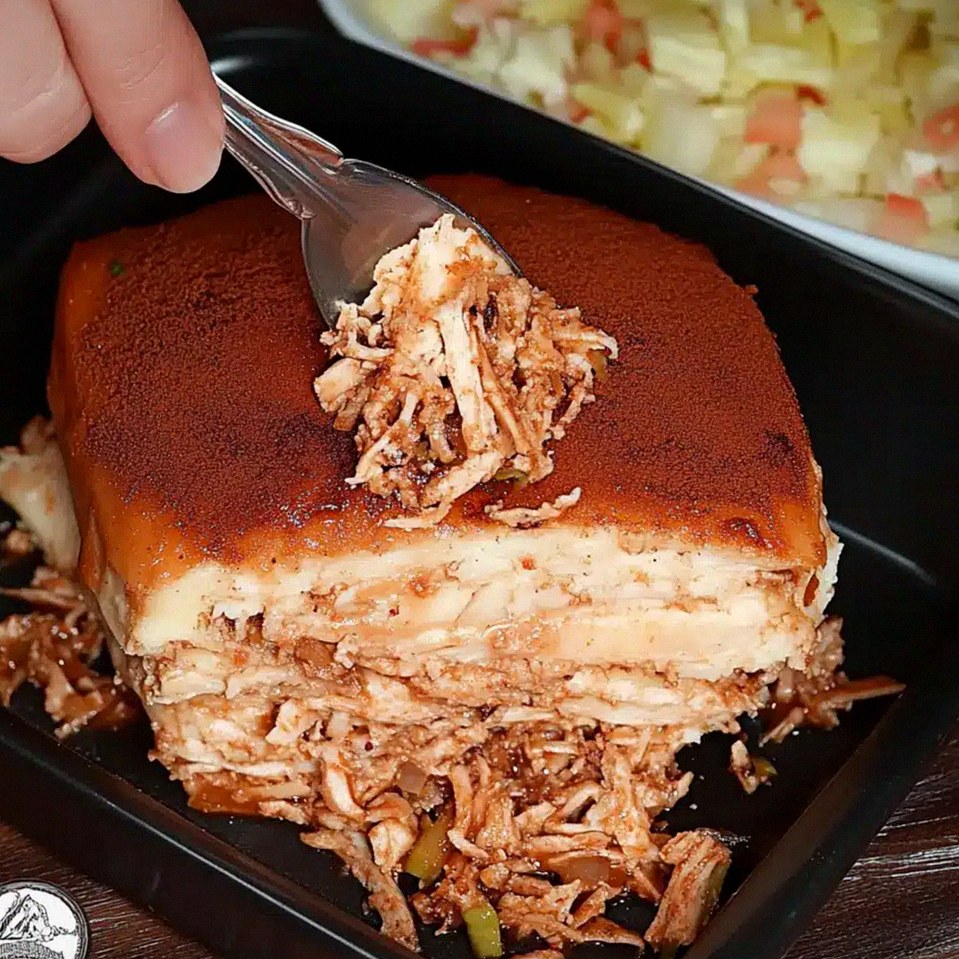 Pyszna szarpana wołowina w doskonałych kanapkach BBQ